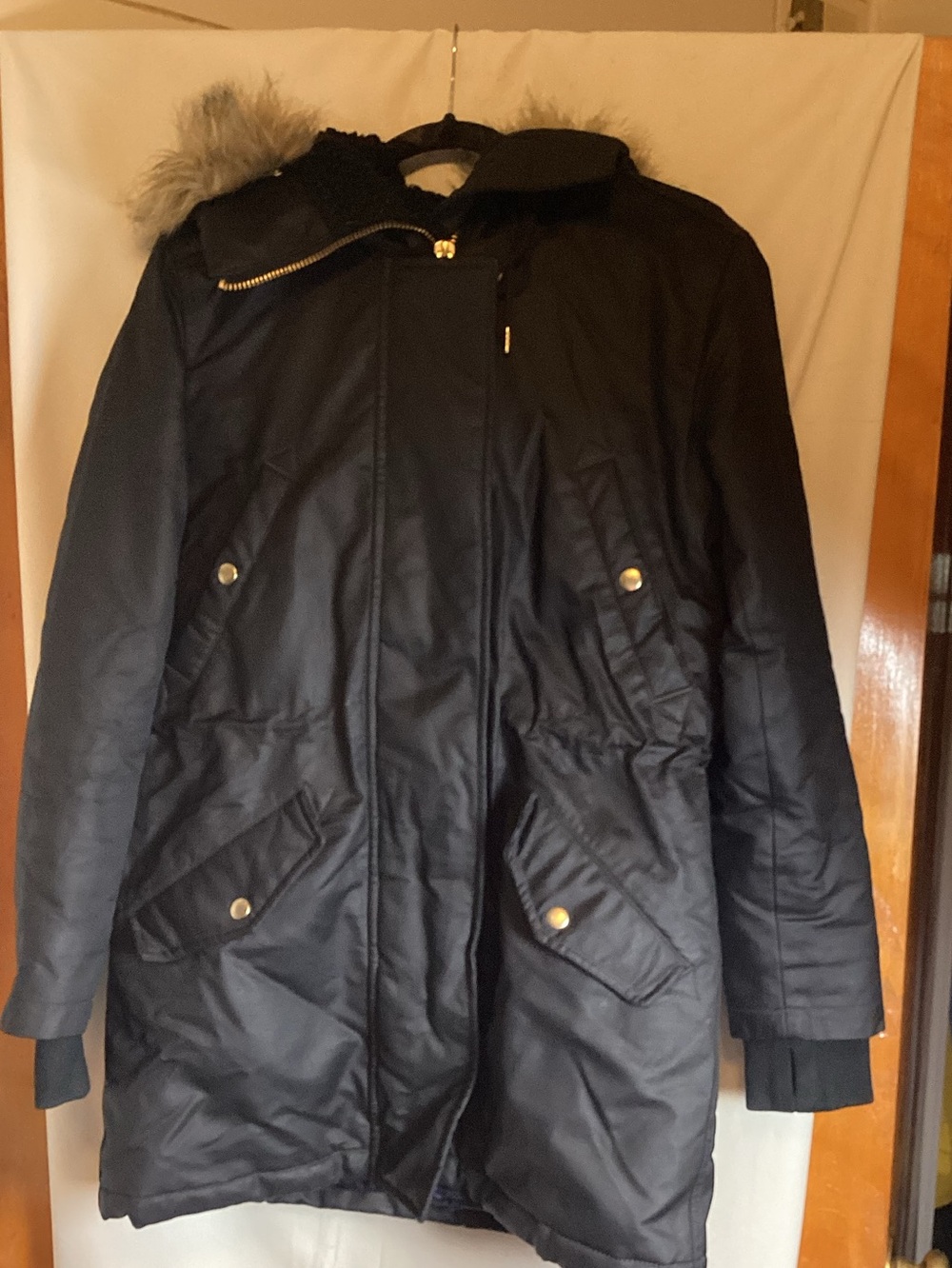 J.Crew Perfect Winter Parka SZ CS Primaloft ,coated polyurethane fur trim hood